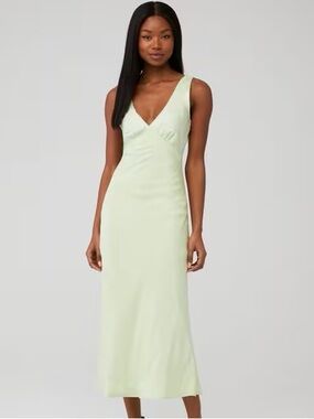 PEPPERMAYO Loren Maxi Dress in Sage green Size 4